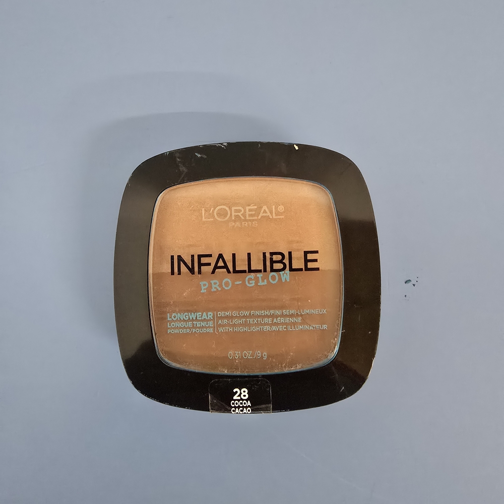 NEW L'Oreal Infallible Pro-Glow Powder in Cocoa